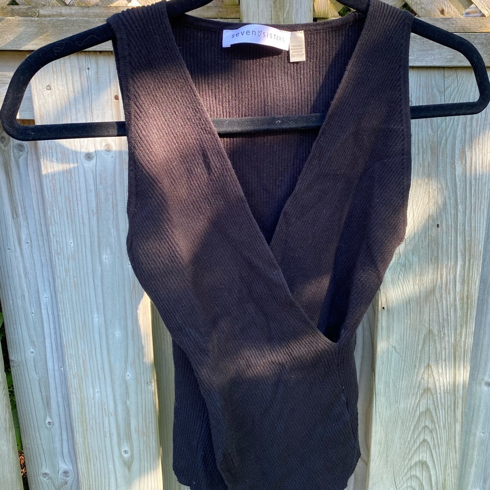 NWOT Black tank top